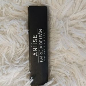 Aniise by Patricia De León Pro Matte Lip Stain